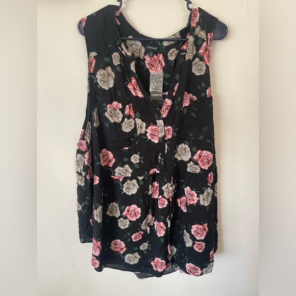 Torrid baby doll top size 4